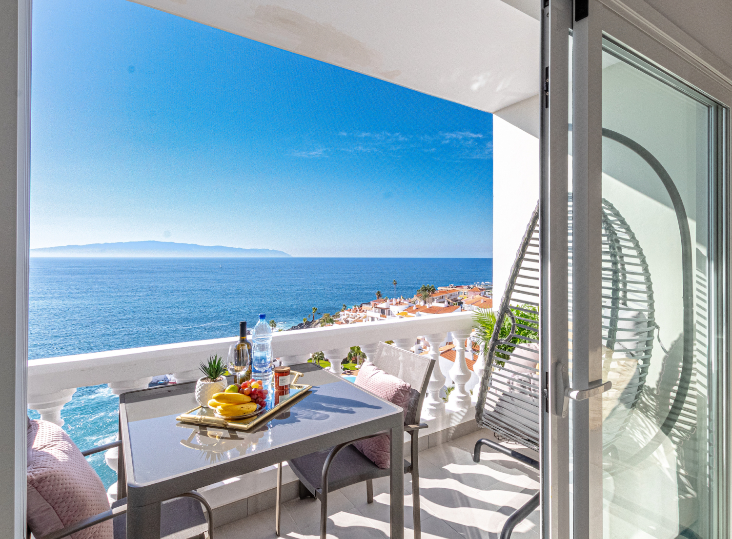 1 Bedroom Apartment with ocean view Puerto de Santiago Tenerife90.jpg