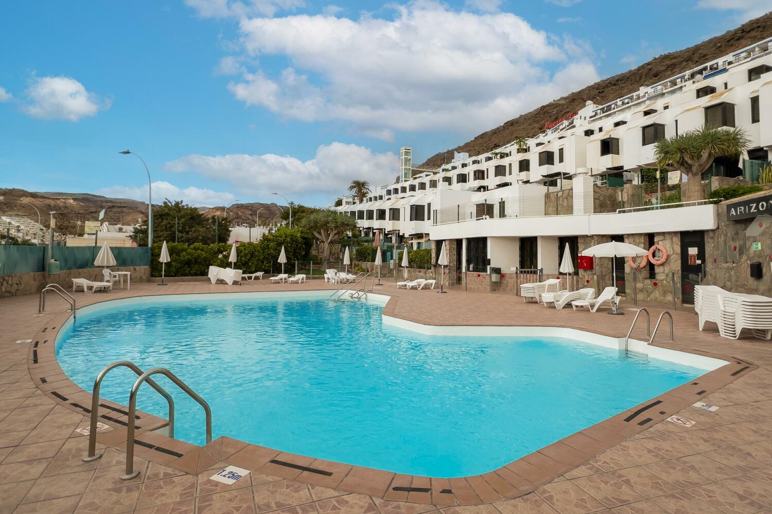 Casa Love - zwembad 2.jpeg