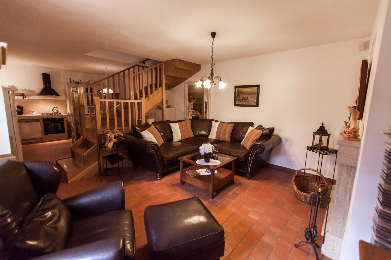 061-V.VALLIS Livingroom.jpg