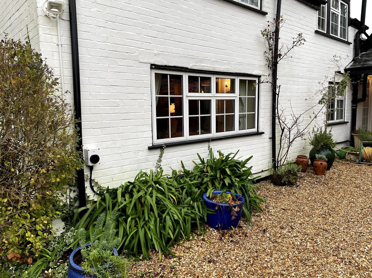 Rose Charging Point.jpg