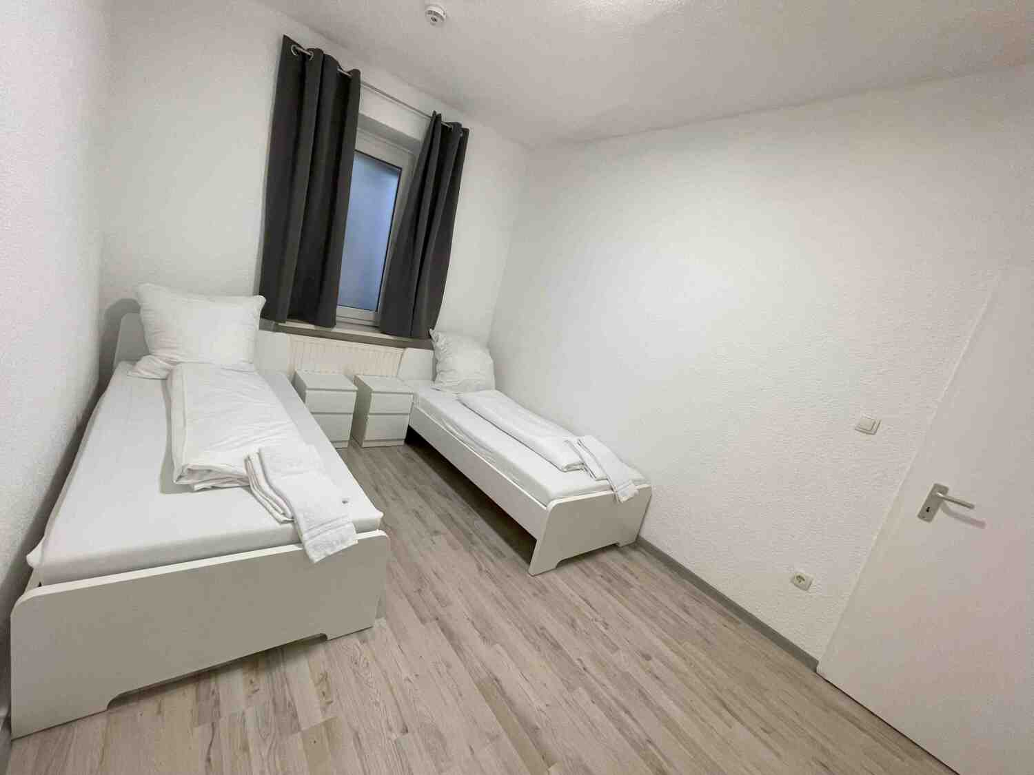 SAD401_(EG) Regensburger Straße 13, 92421 Schwandorf (4).jpg