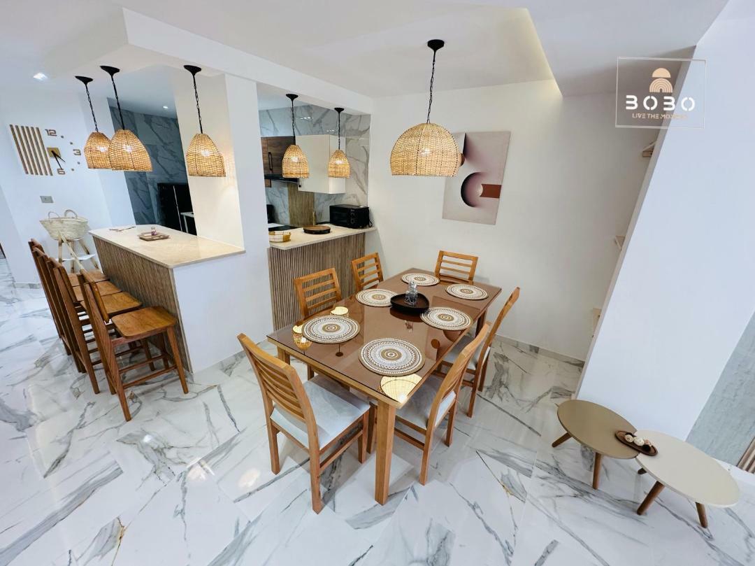 Esstisch & Küche.jpg