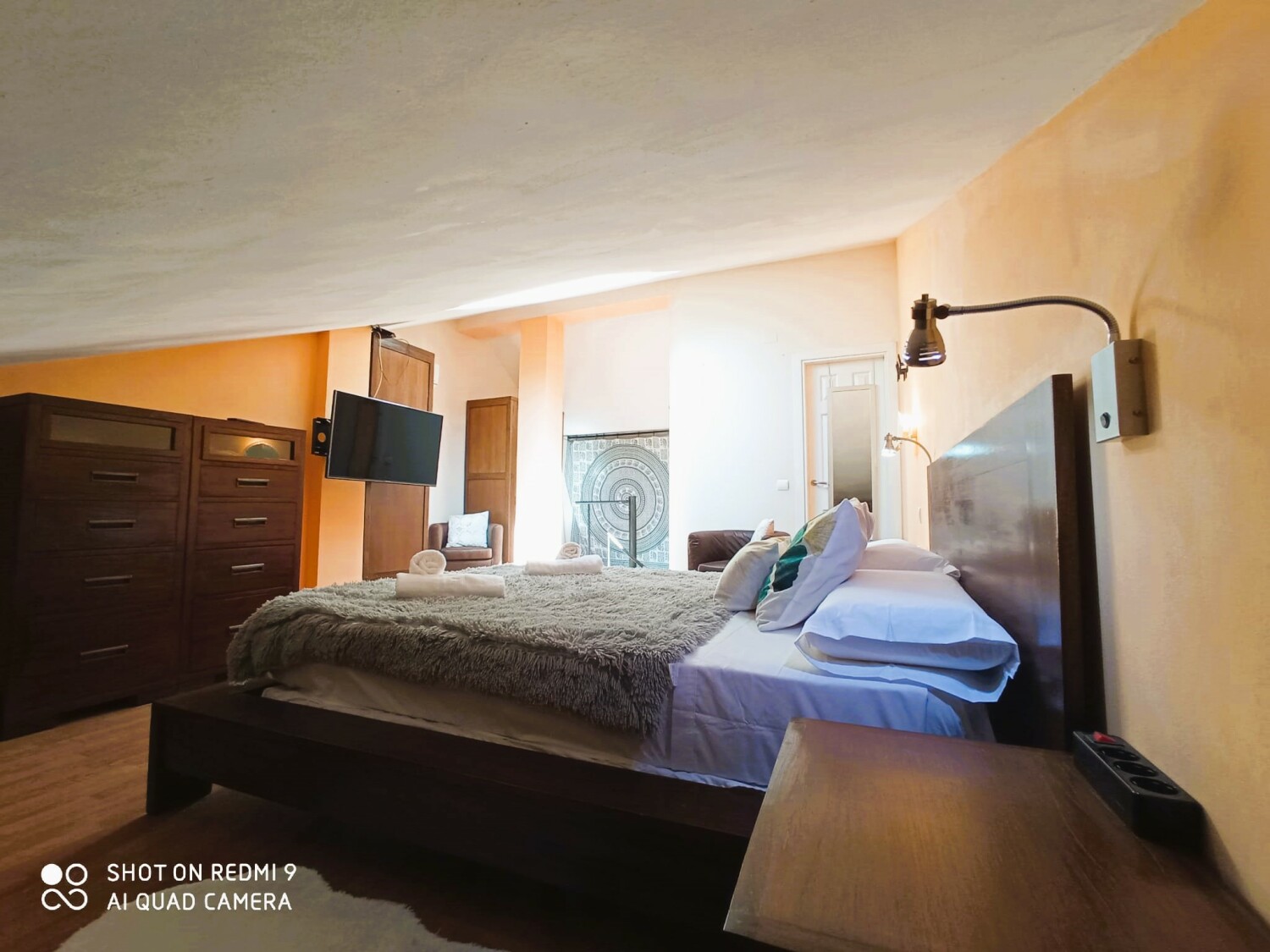 WhatsApp Image 2024-05-22 at 19.10.41 (2).jpeg