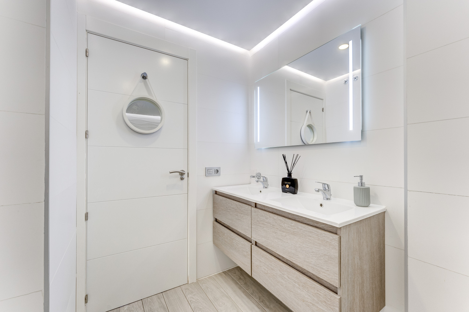 20230428 - 25 - Claudia - Playa Paraiso - FV-23.jpg