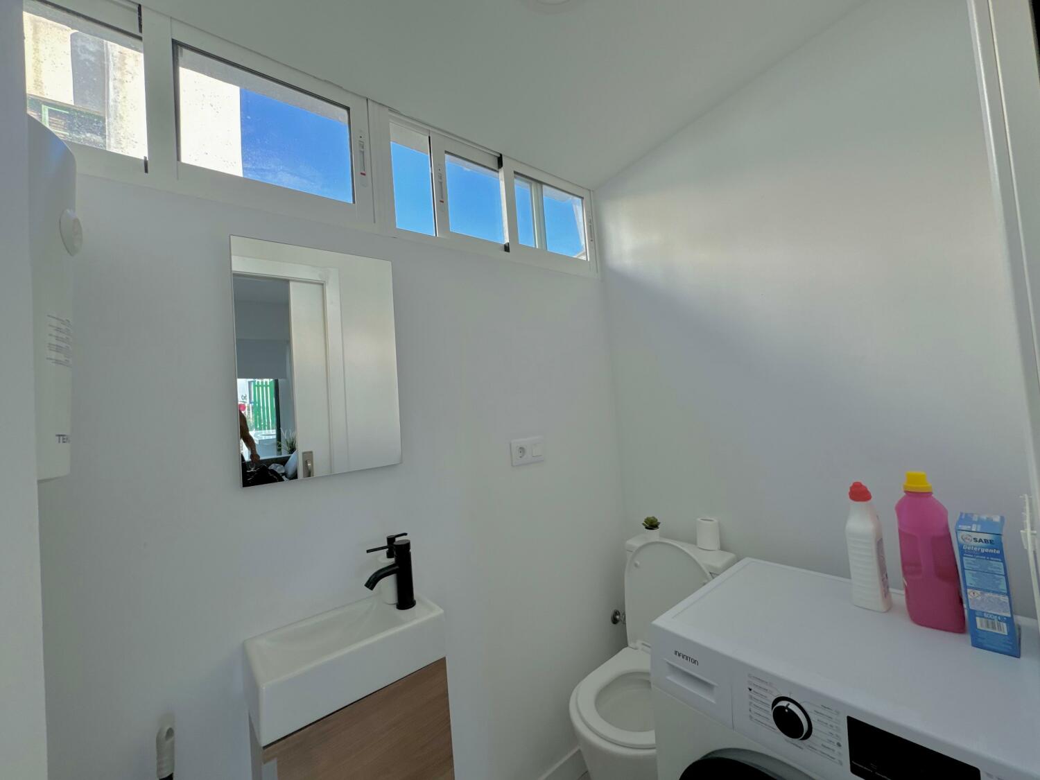 WhatsApp Image 2025-11-20 at 17.50.00.jpeg