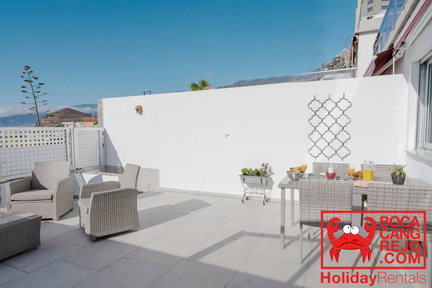 Tabaiba Holiday Home (27).jpg