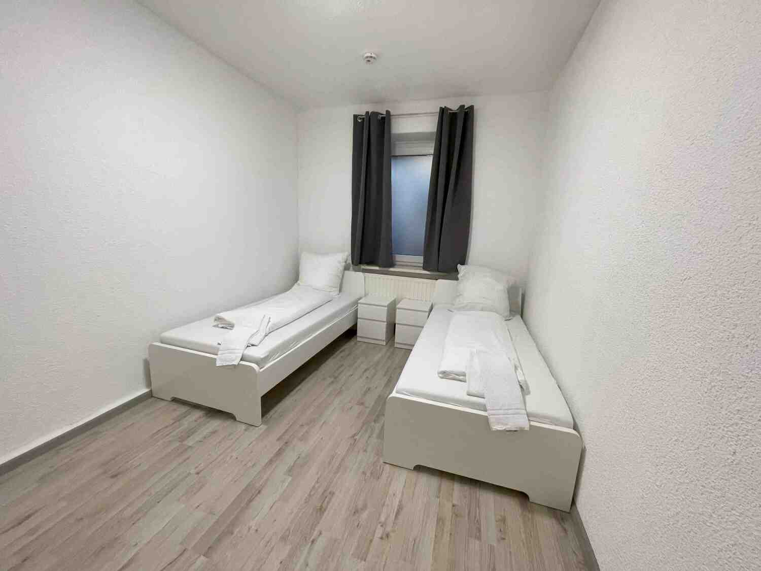 SAD401_(EG) Regensburger Straße 13, 92421 Schwandorf (3).jpg