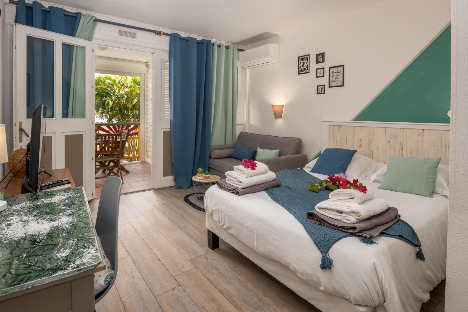Studio Anse des Rochers 110424©JessicaLaguerre--6.jpg