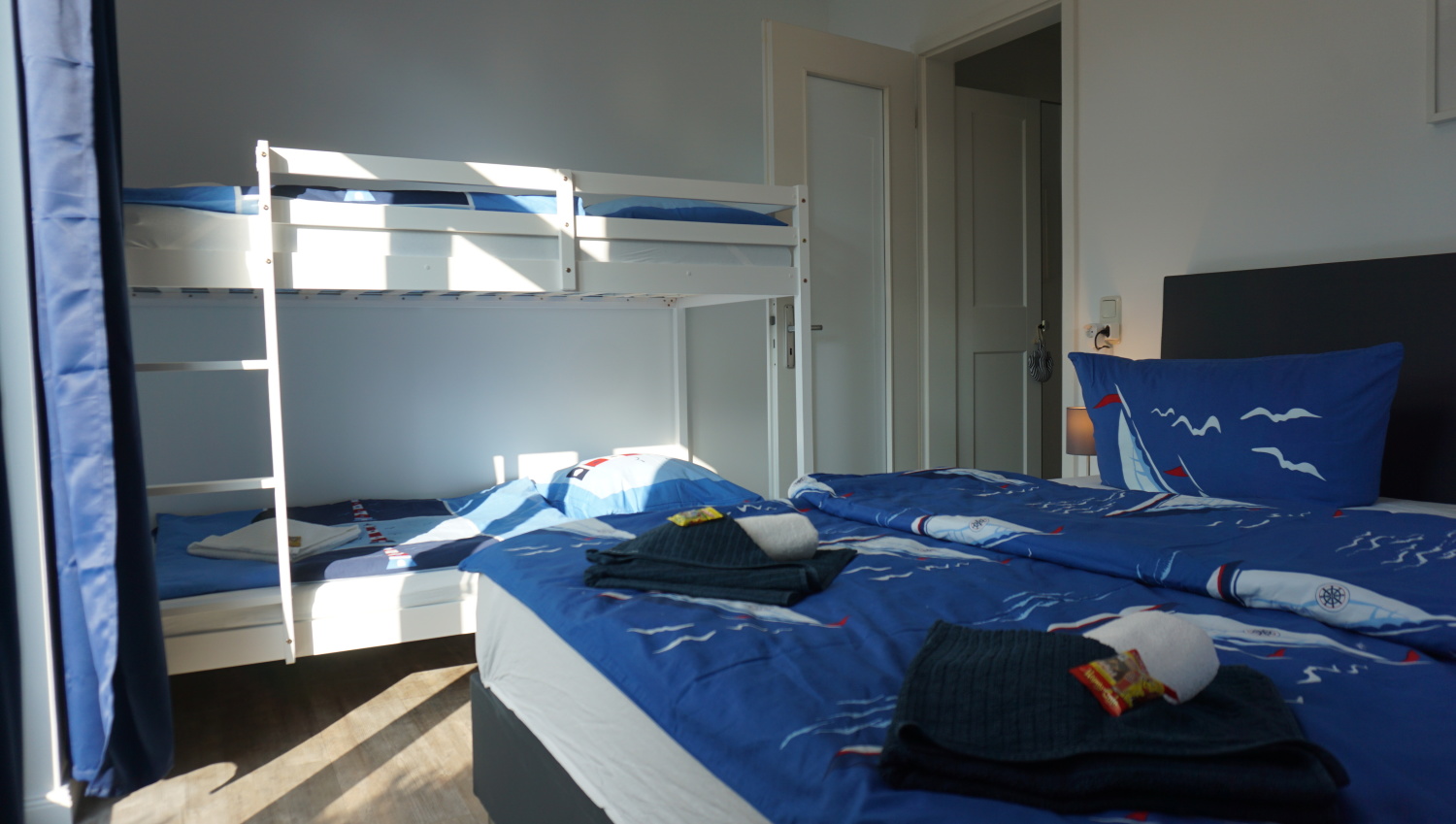 Schlafzimmer 2.JPG
