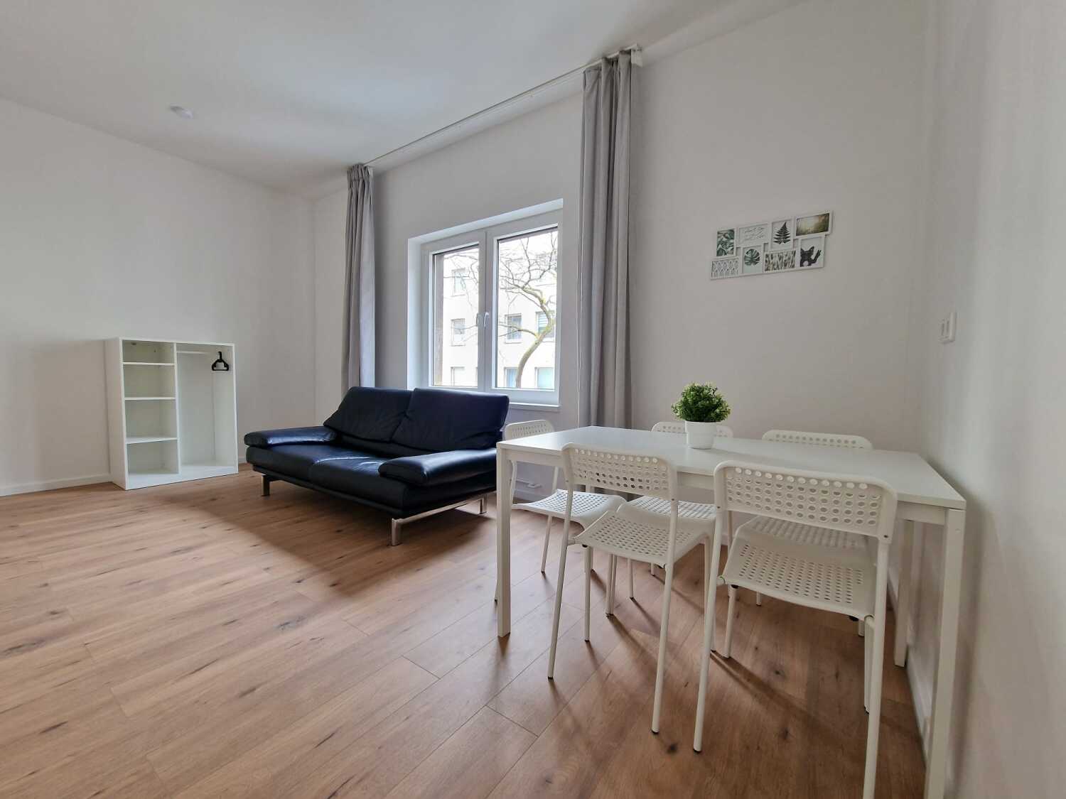 WhatsApp Image 2023-03-28 at 22.00.16 (2).jpeg