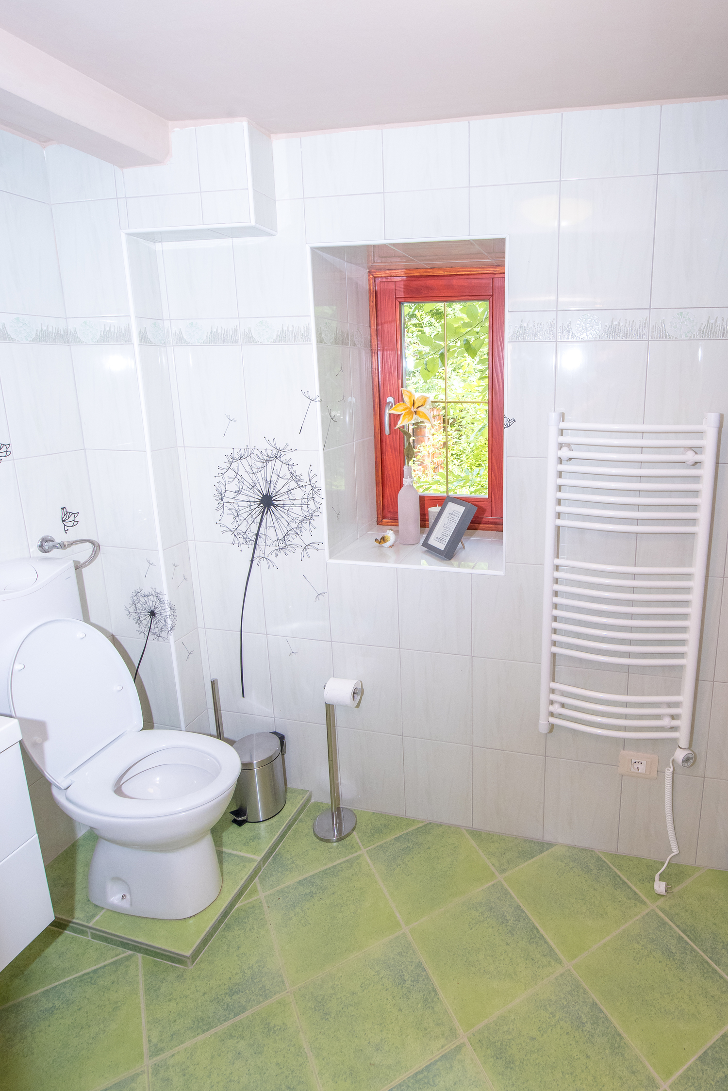 1st floor toilet.jpg