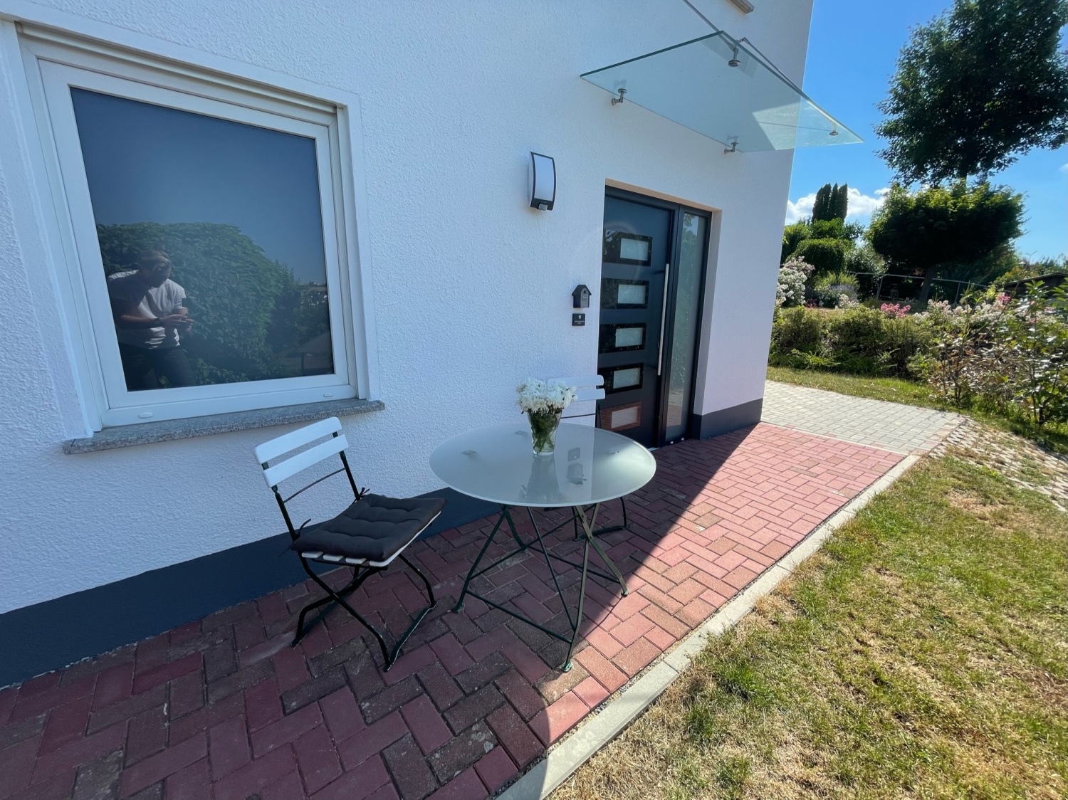 Gast4-Eingang geschlossen.JPG