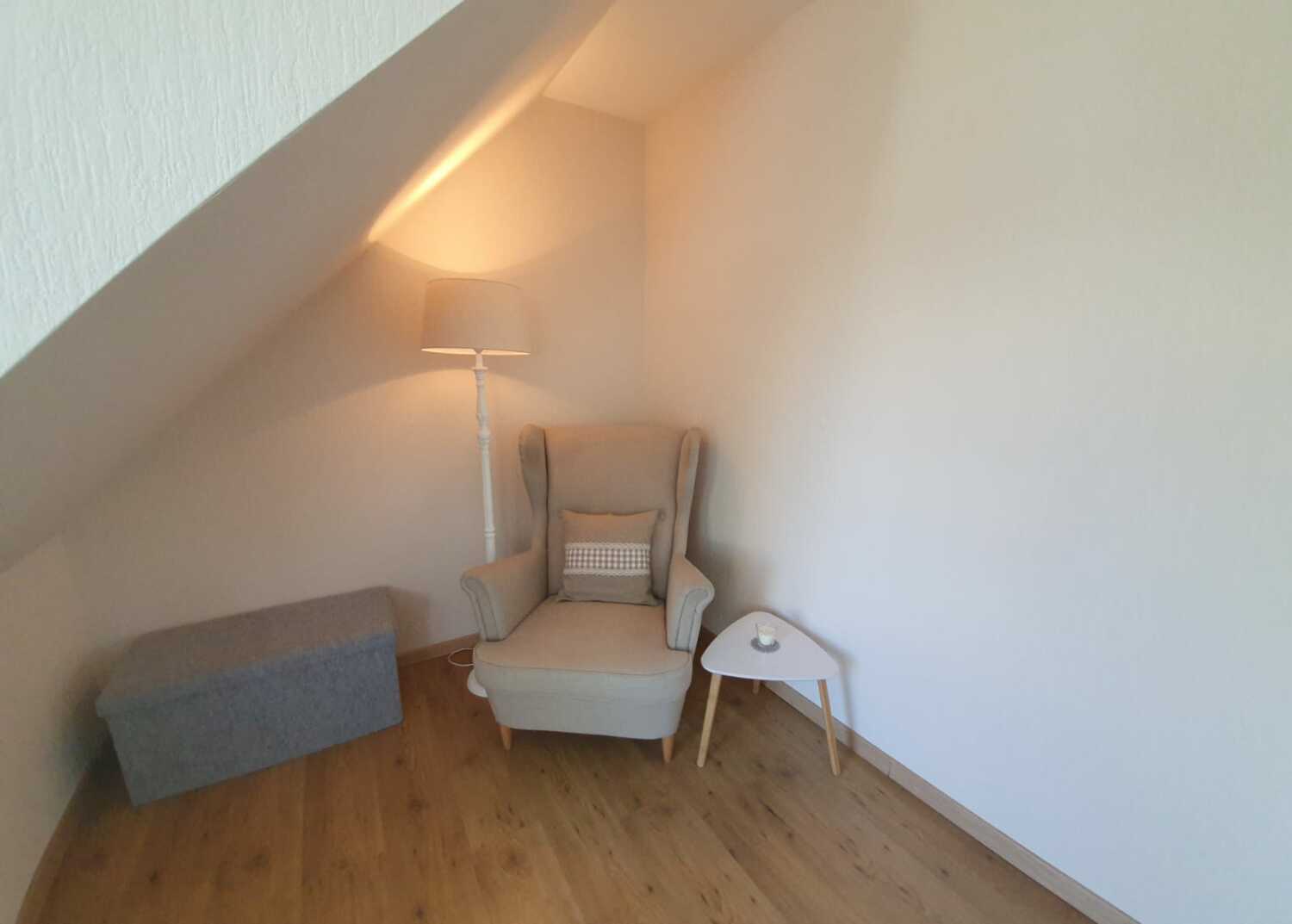 Wohnzimmer rechts.jpg