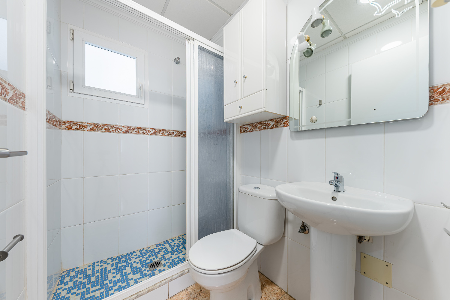 Avda Madrid 37 2ºJ (15).jpg