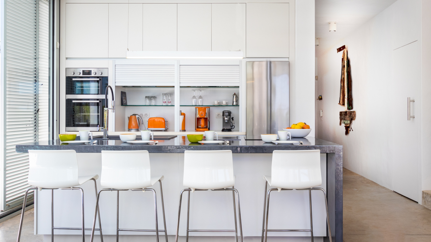 KITCHEN LESS 2MB.jpg