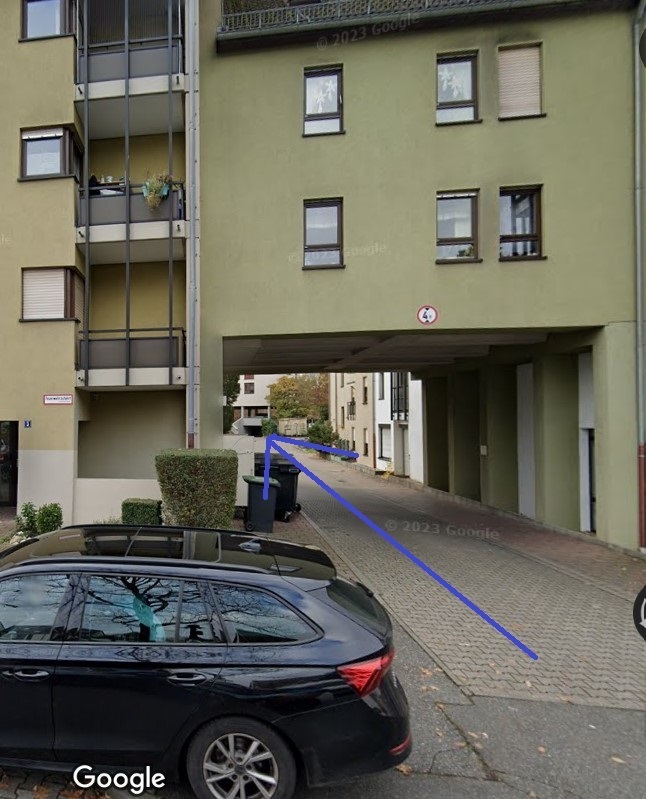 Einfahrt Brücke.jpg