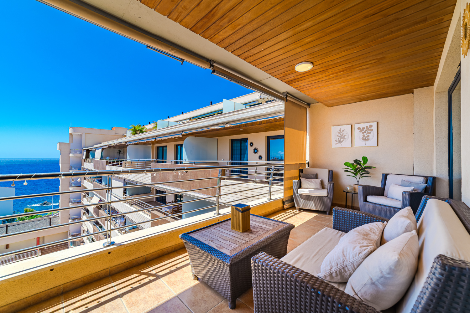 20250731 - 15 - Victoria E - Puerto Santiago+10detalles-3.jpg