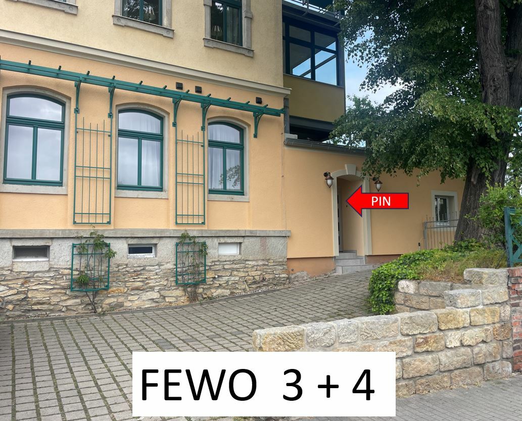 PIN FEWO 3+4.JPG