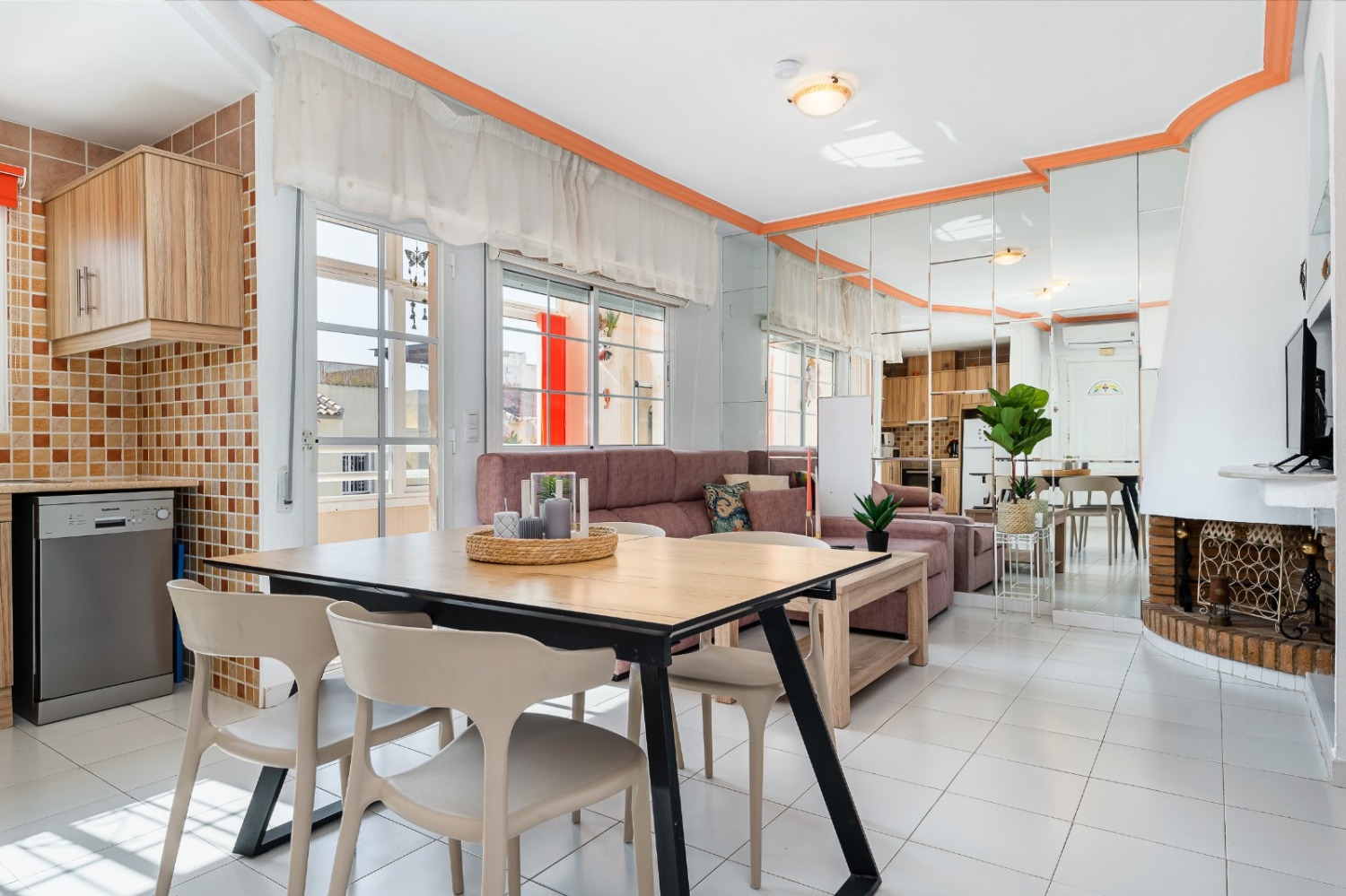 WhatsApp Image 2023-10-10 at 00.19.04.jpeg