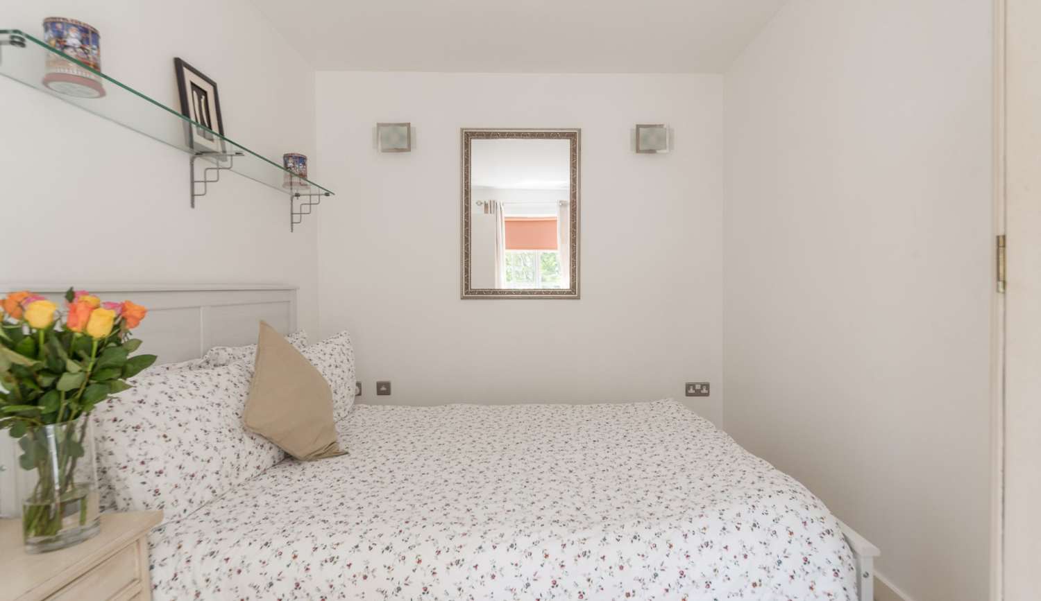 L2 bedroom 3 double bed.jpg