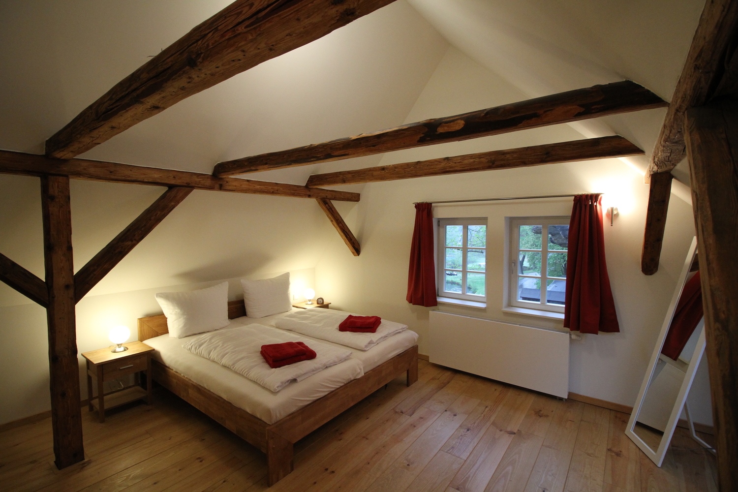 Das erste Schlafzimmer 1.jpg