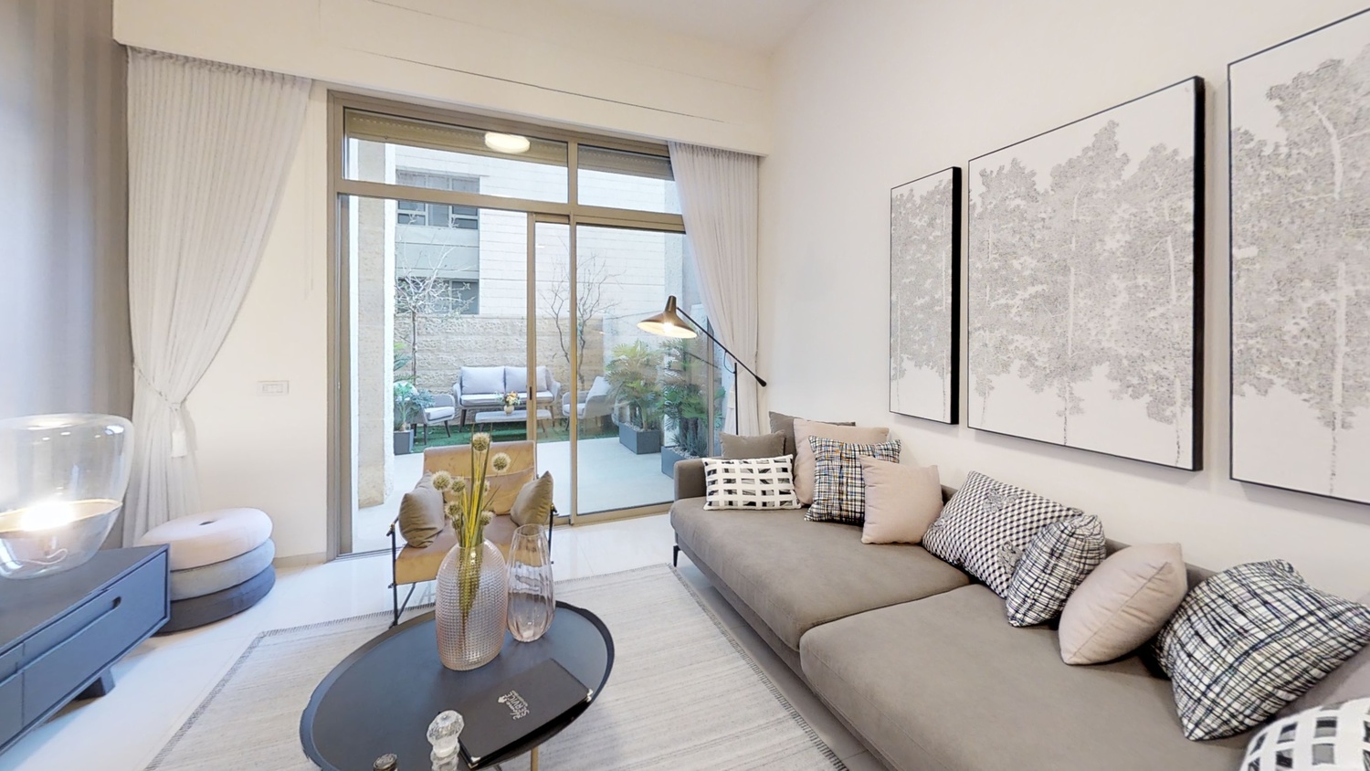 Mounbaz-Living-Room (1).jpg