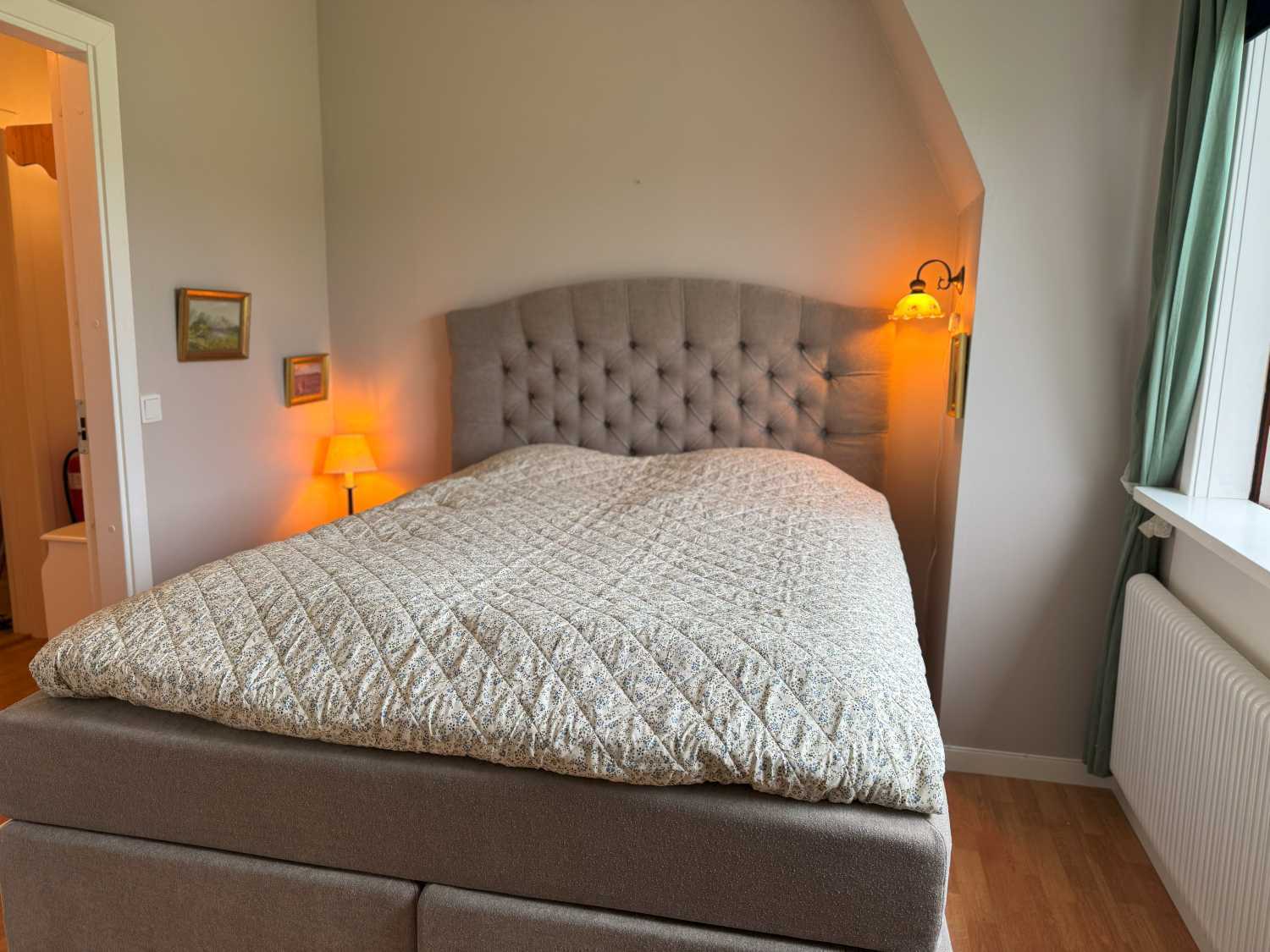 Solberg Sleeping - 1.jpg