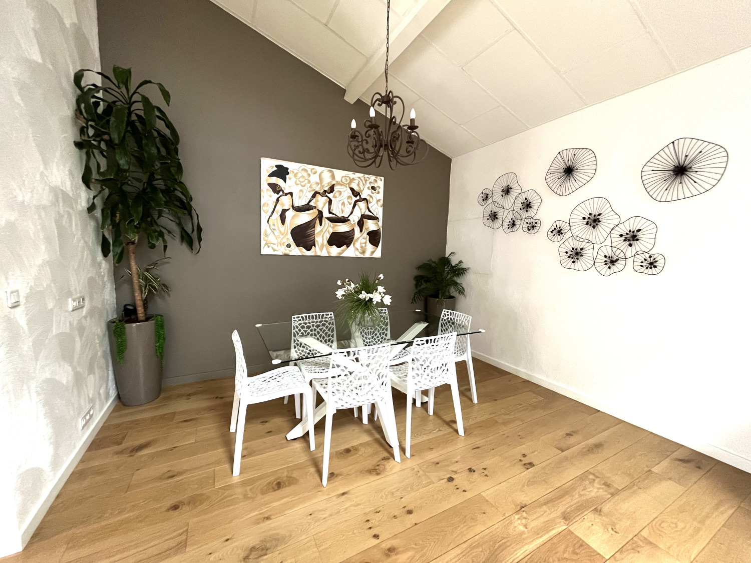 Salle à manger 1.jpg