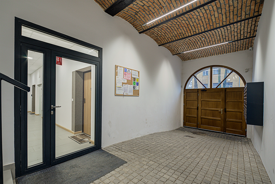 Sunset Studio Bukowska 21 H.jpg