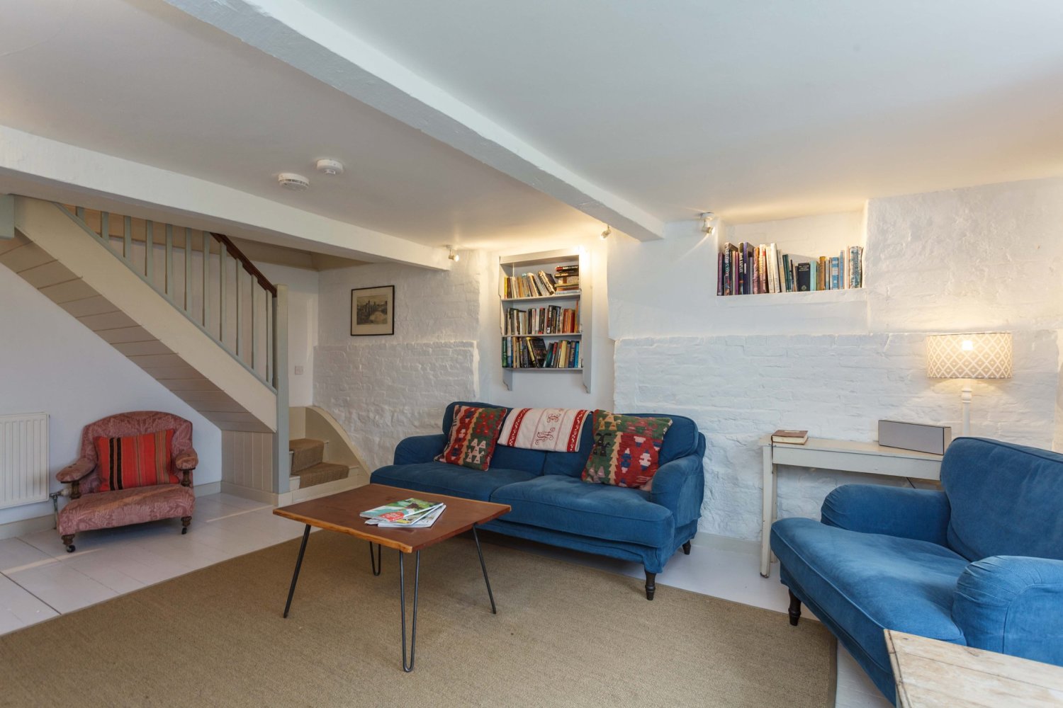 Apple Cottage lounge area.jpg