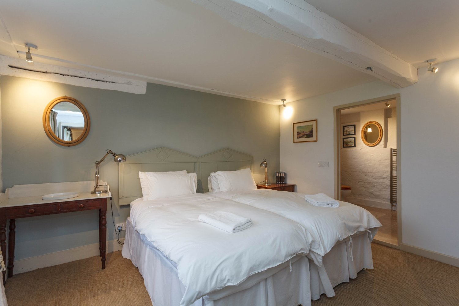 Apple Cottage Twin.jpg