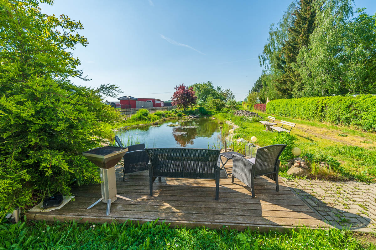 (7) Terasse am Fischteich.jpg