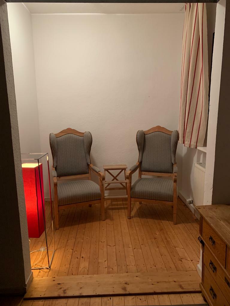 W.Fachwerk Sitzecke im schlafzimmer.JPEG