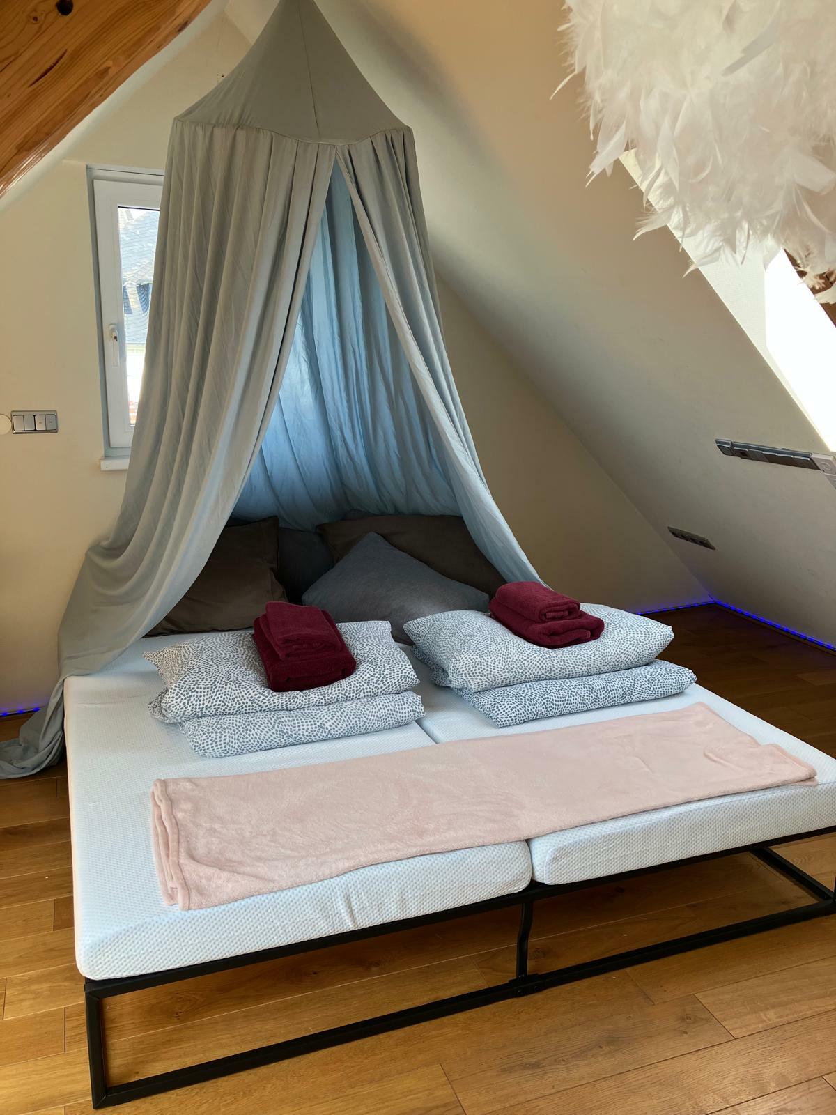 Bett Oben.jpg