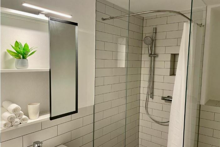 Badezimmer 2 Studio.JPG