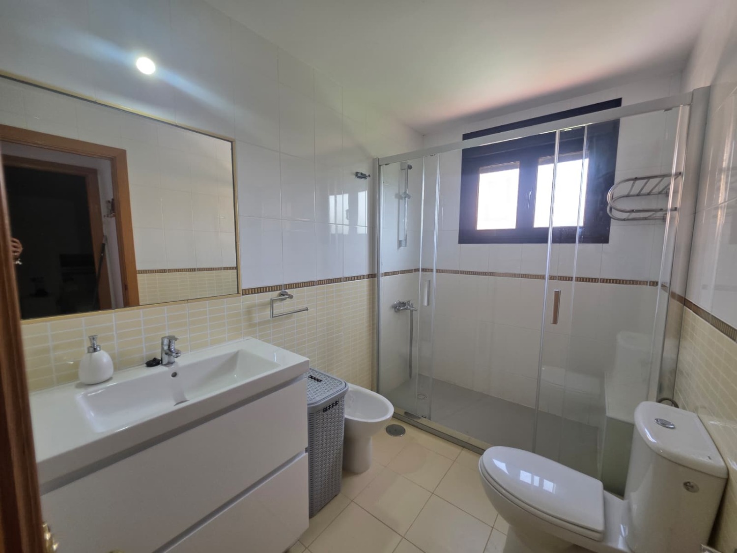 OM1249AGOTO2025 (19).jpg