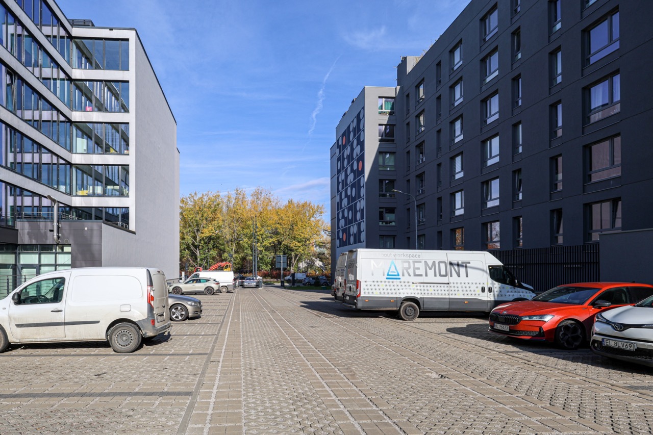 latny parking _  ogrodowa twój gospodarz najem którkoterminowy Łódź Duży.jpeg