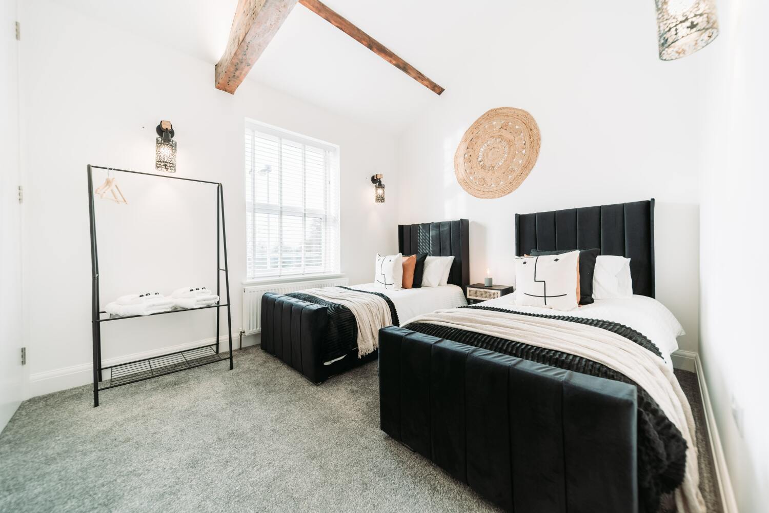 Kandaka Properties - 12 Ravenscar Avenue Property Photos (16 of 185)-min.jpg