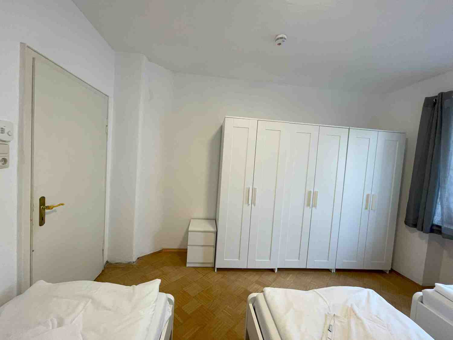 SAD901_ (EG) Friedrich-Wilhelm-Weber-Straße 30, 92421 Schwandorf (5).jpg