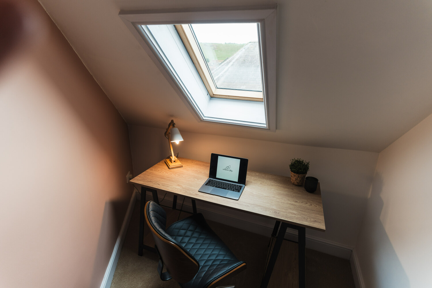 Feature Stone - Work Station 2.jpg