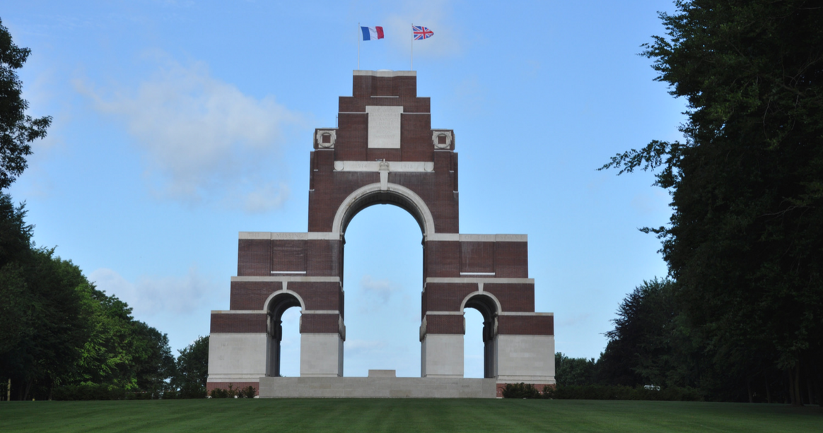 Thiepval Memorial 2.png