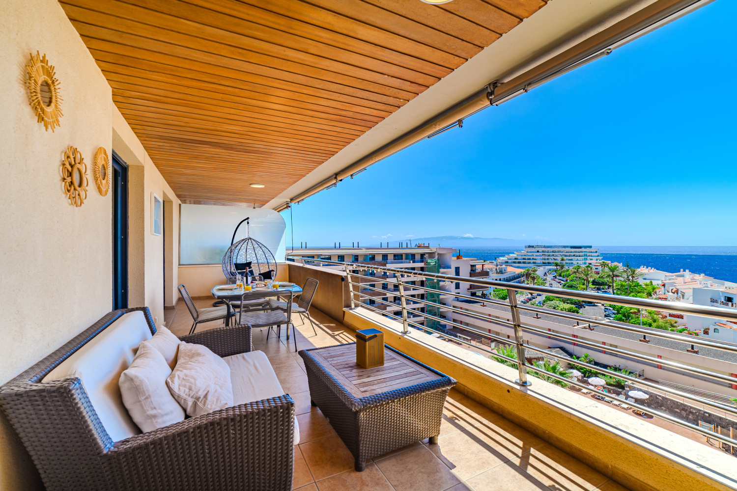 20250731 - 15 - Victoria E - Puerto Santiago+10detalles-1.jpg