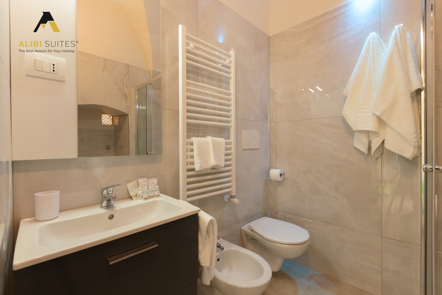 alibi suites-423.jpg