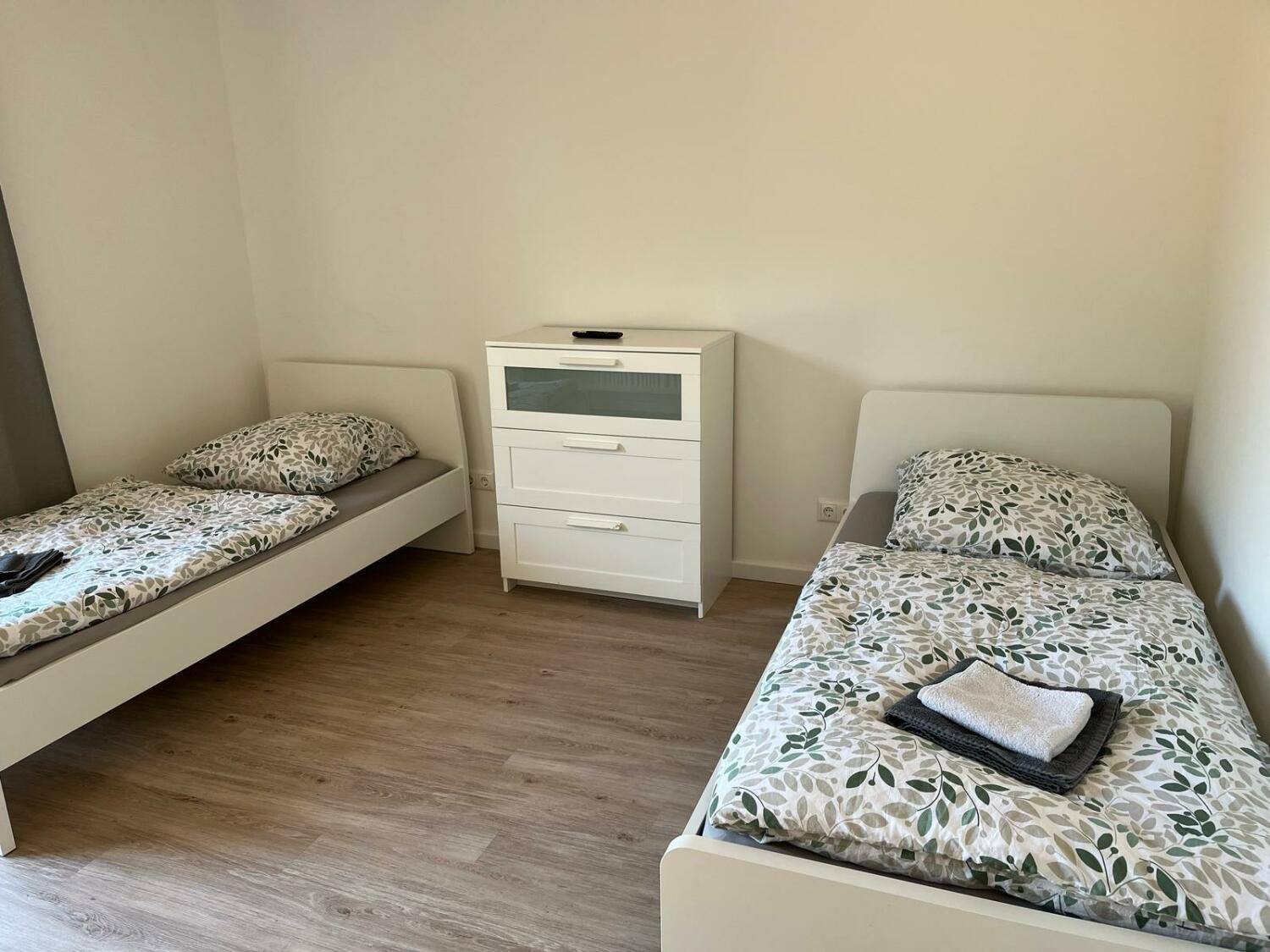 W5 Schlafzimmer 1 (3).jpg