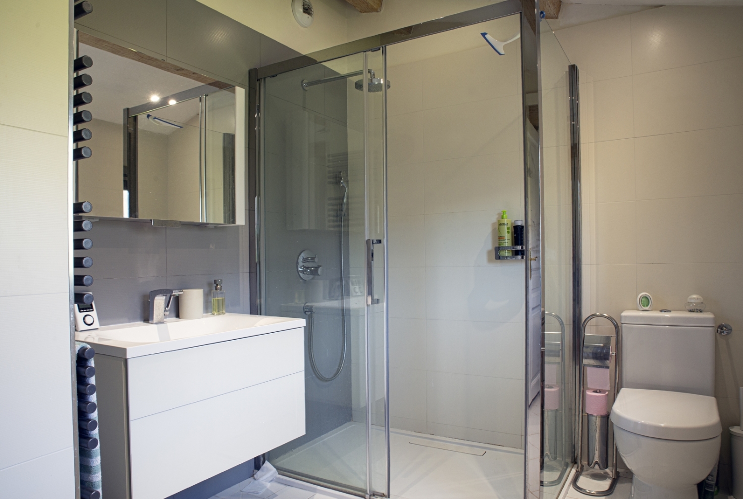 35 SALLE DE BAIN CHANTAL.jpg