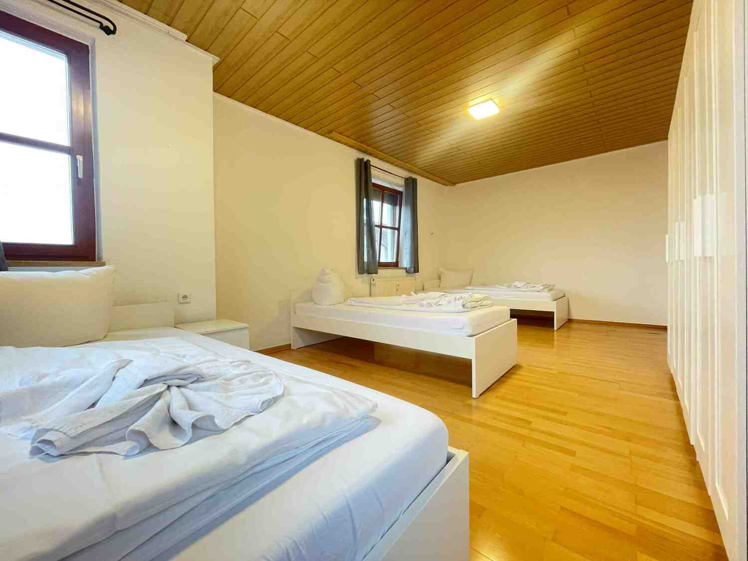 SAD261_(EG) Fichtlstraße 8, 92421 Schwandorf (4).jpg