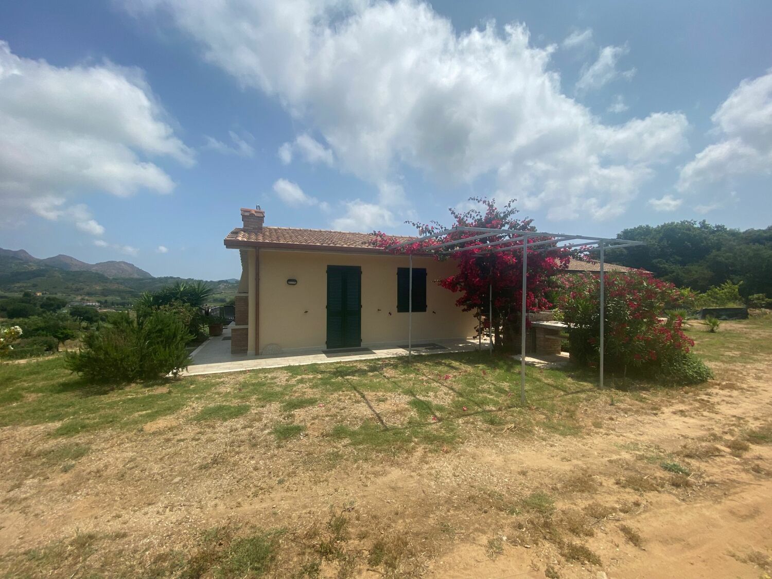 WhatsApp Image 2025-06-08 at 09.52.28 (1).jpeg