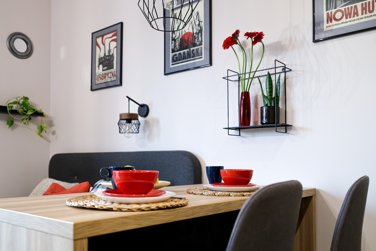 detal na stole2  twój gospodarz najem którkoterminowy Łódź.jpeg