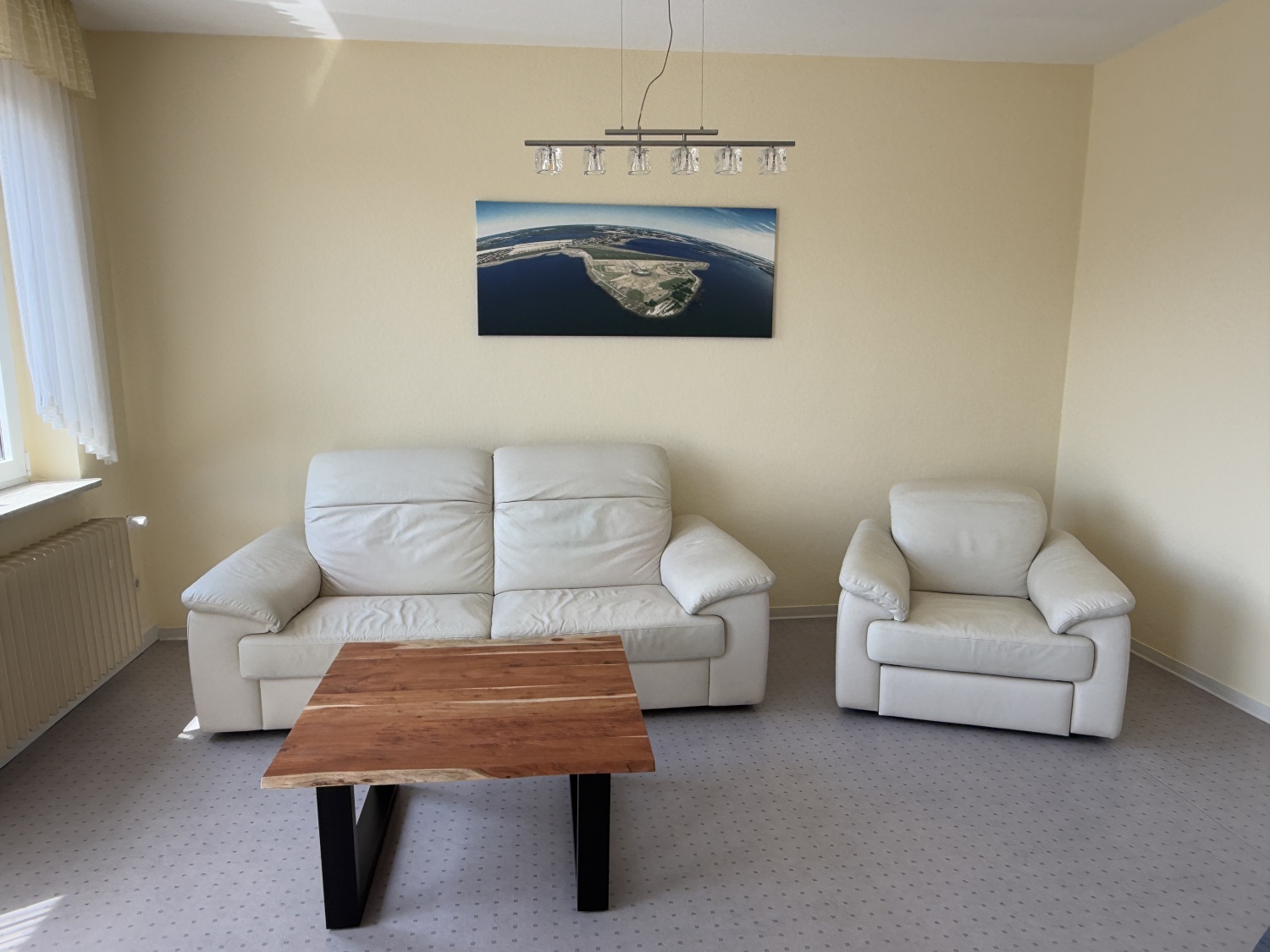 Wohnzimmer groß 1.JPG