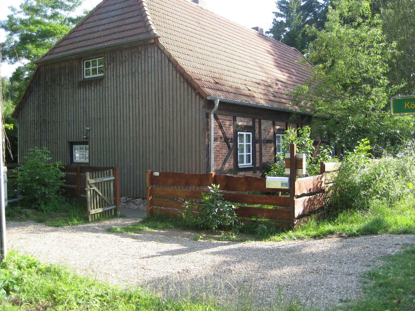 Parkplatz Eingang.jpg